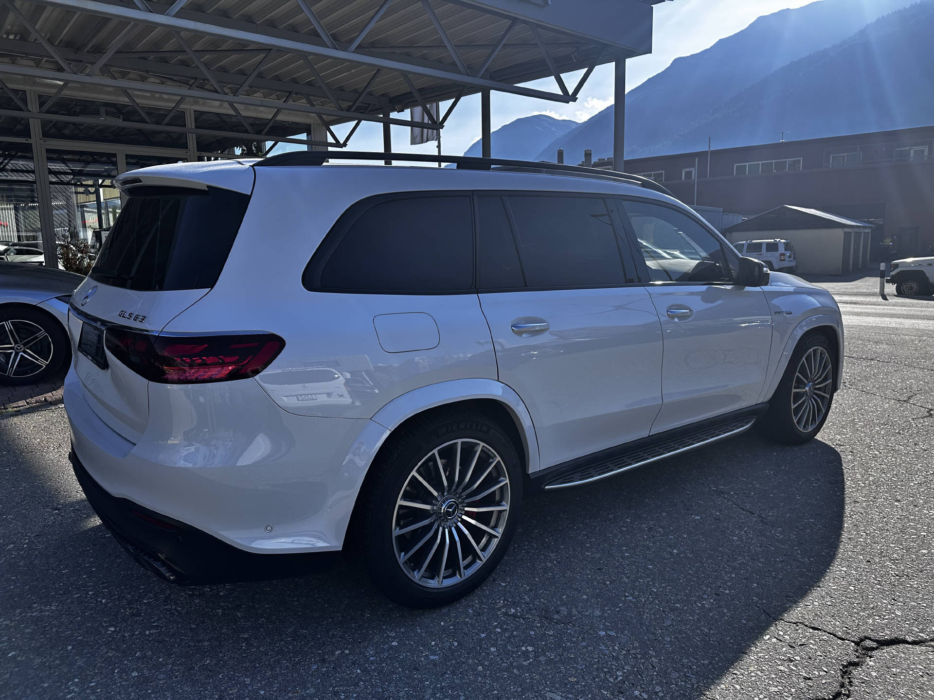 MERCEDES-BENZ GLS 63 AMG 4matic+ - 8