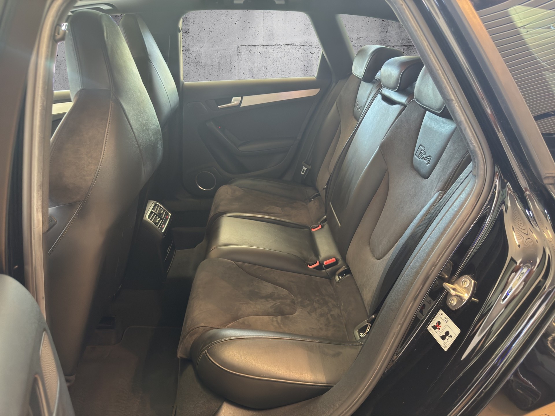 AUDI S4 Avant 3.0 TFSI quattro S-tronic - 10