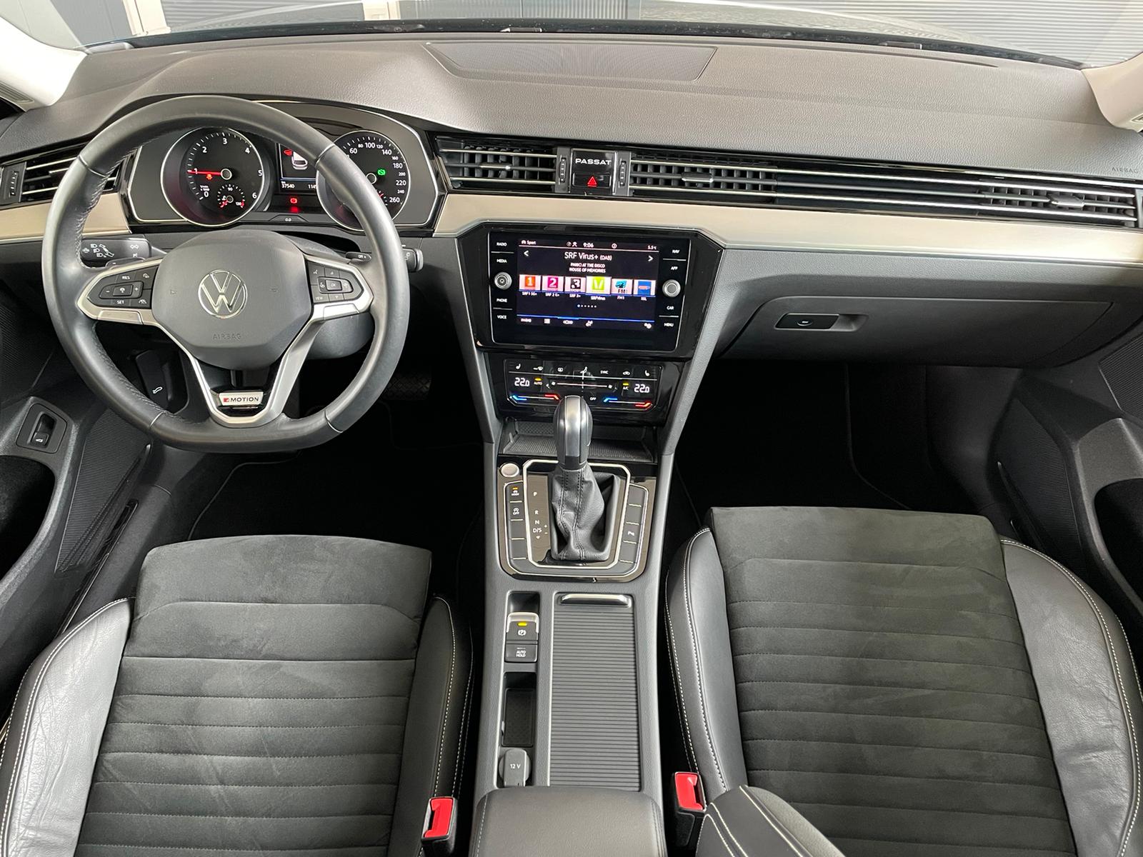 VW Passat Variant 2.0 TDI 200 Elegance DSG 4m-7