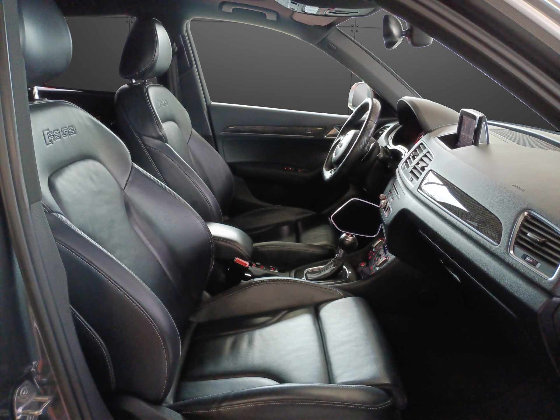 AUDI RS Q3 2.5 TFSI quattro S-tronic - 16