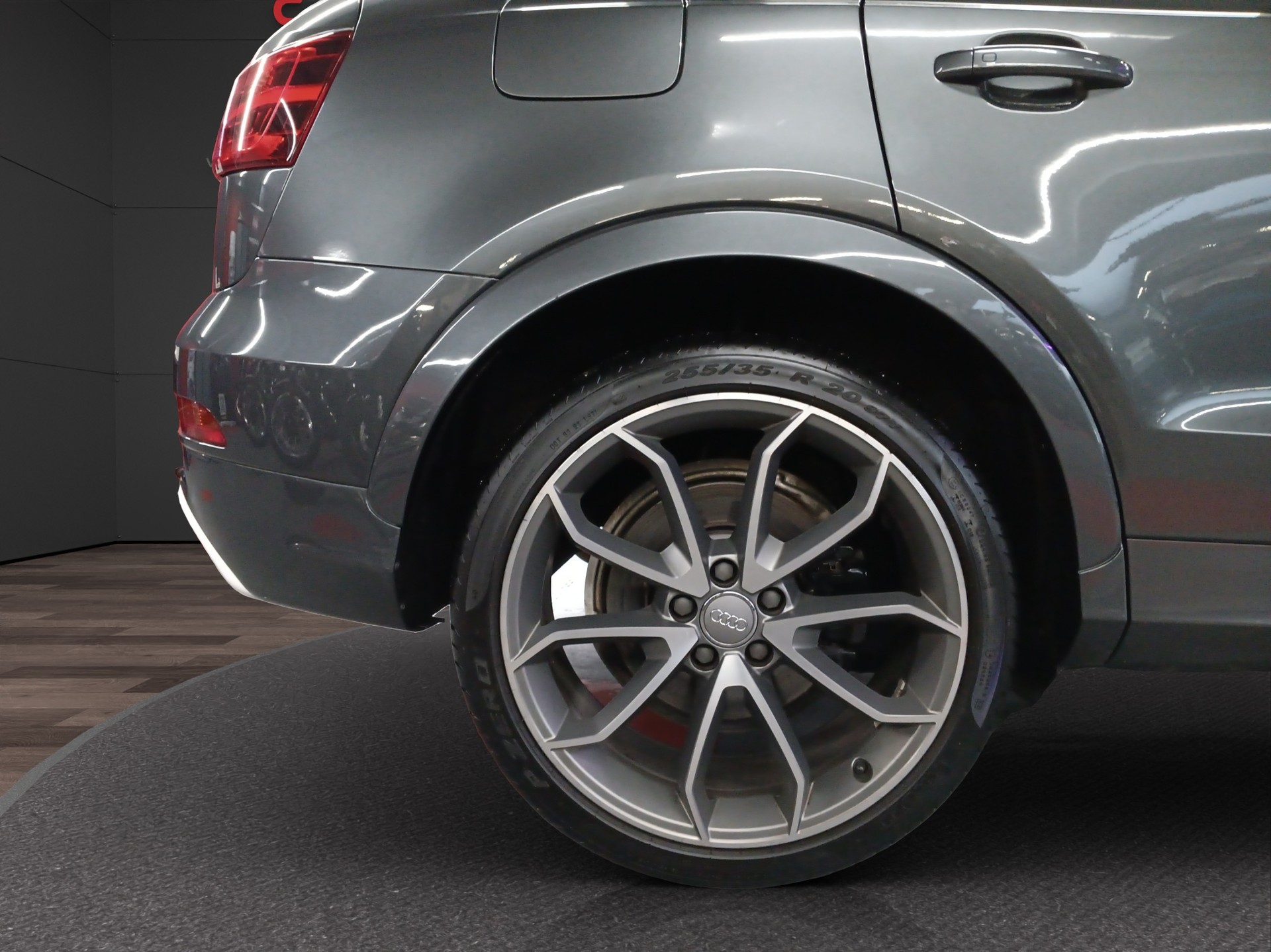 AUDI RS Q3 2.5 TFSI quattro S-tronic - 21