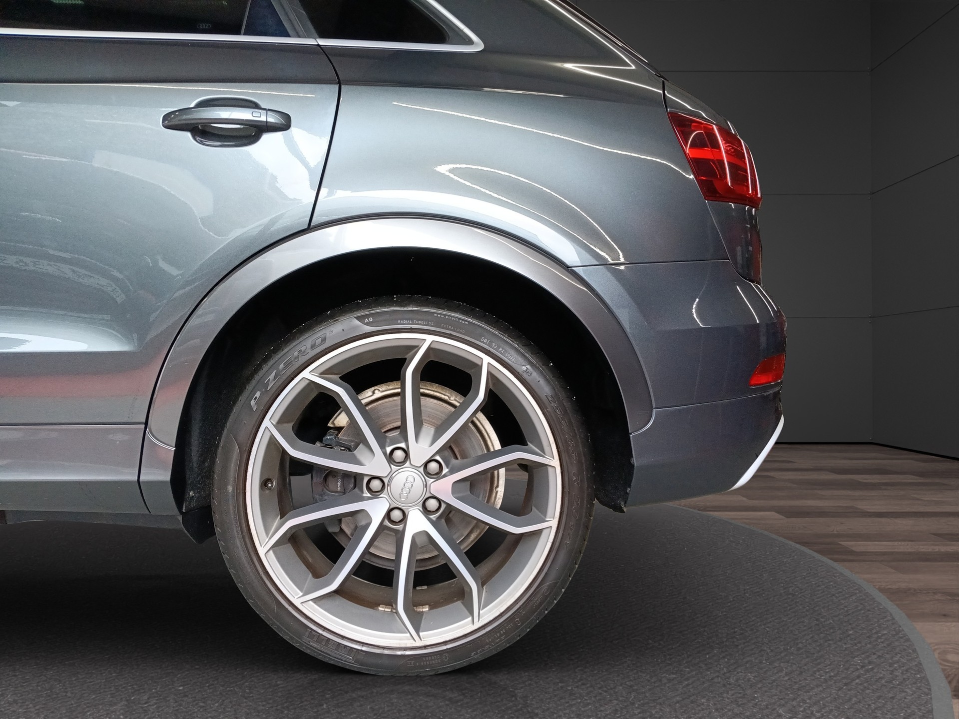 AUDI RS Q3 2.5 TFSI quattro S-tronic - 20