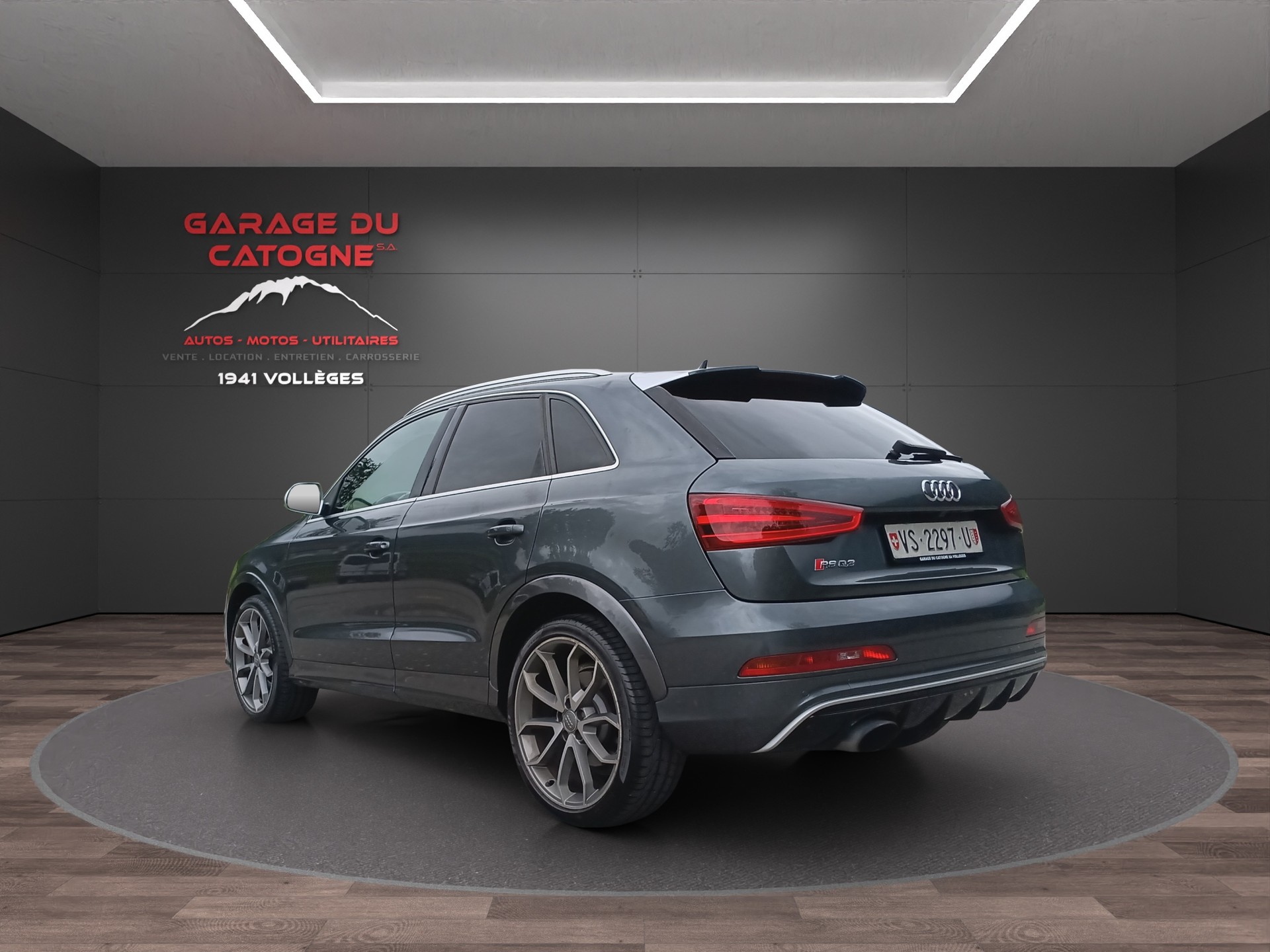AUDI RS Q3 2.5 TFSI quattro S-tronic - 4