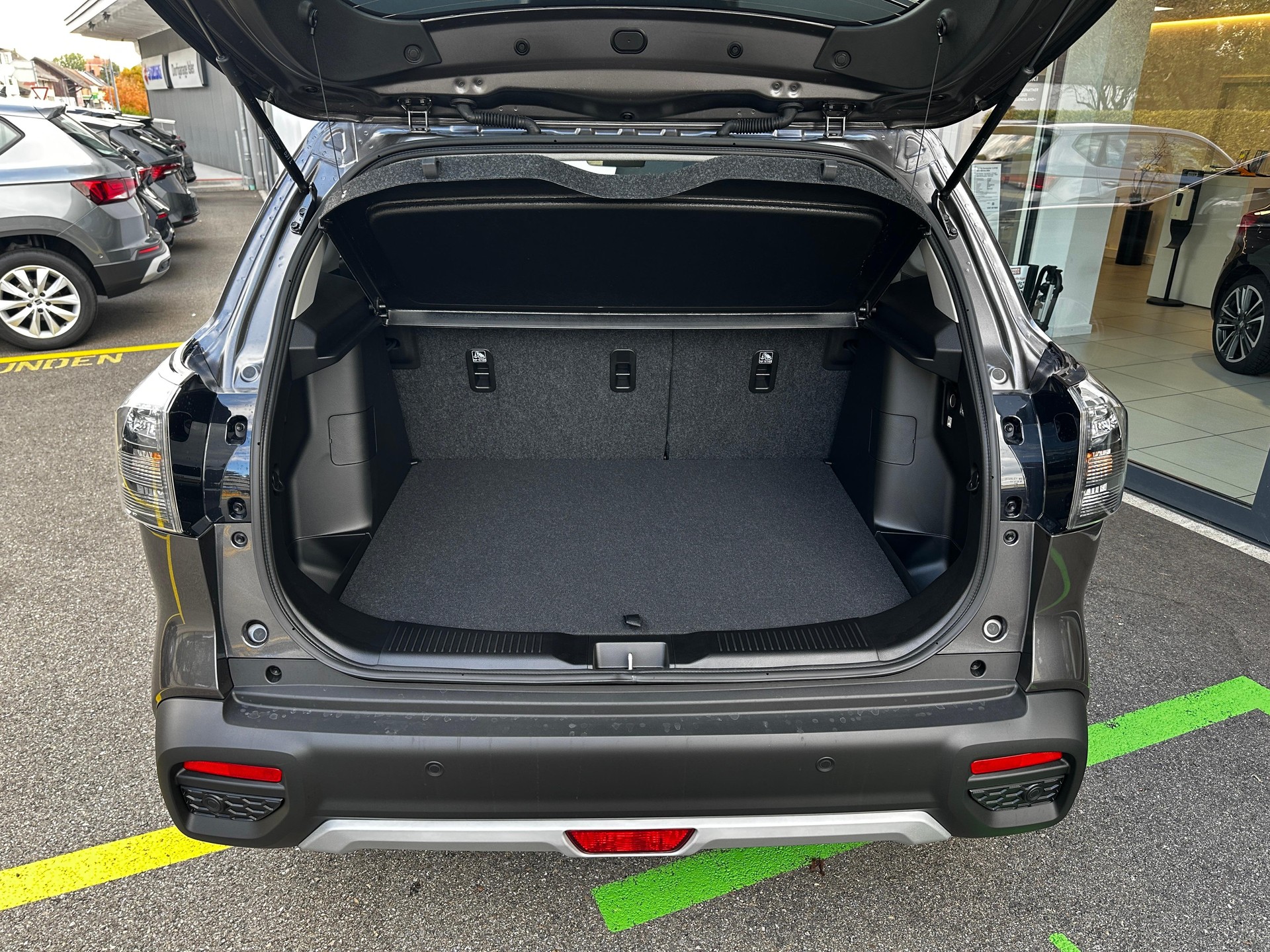 SUZUKI S-Cross 1.4 T Compact Top Hybrid 4x4 - 7