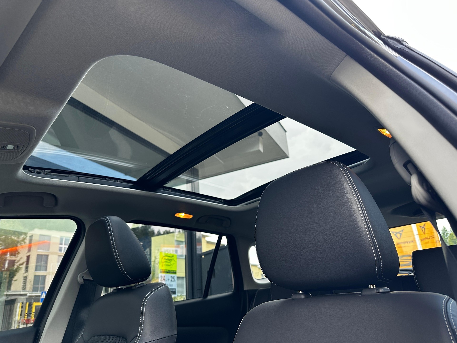 SUZUKI S-Cross 1.4 T Compact Top Hybrid 4x4 - 10