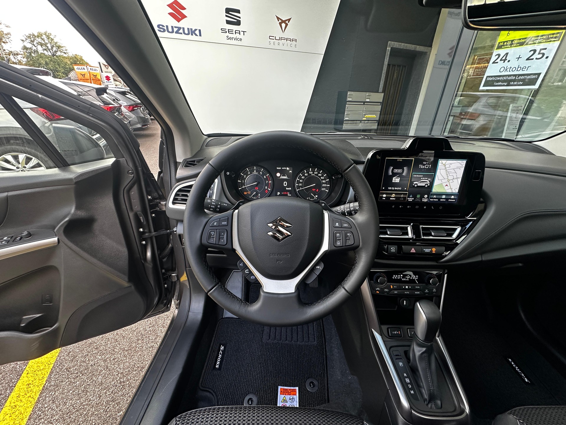 SUZUKI S-Cross 1.4 T Compact Top Hybrid 4x4 - 12