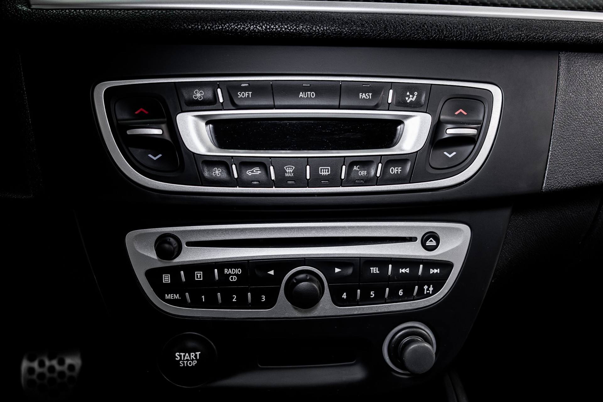 RENAULT Mégane Coupé 2.0 16V Turbo RS - 15