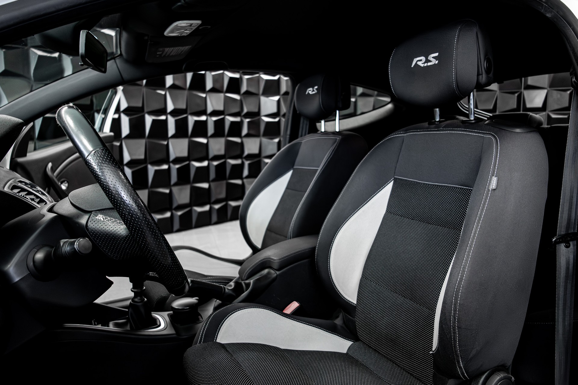 RENAULT Mégane Coupé 2.0 16V Turbo RS - 10