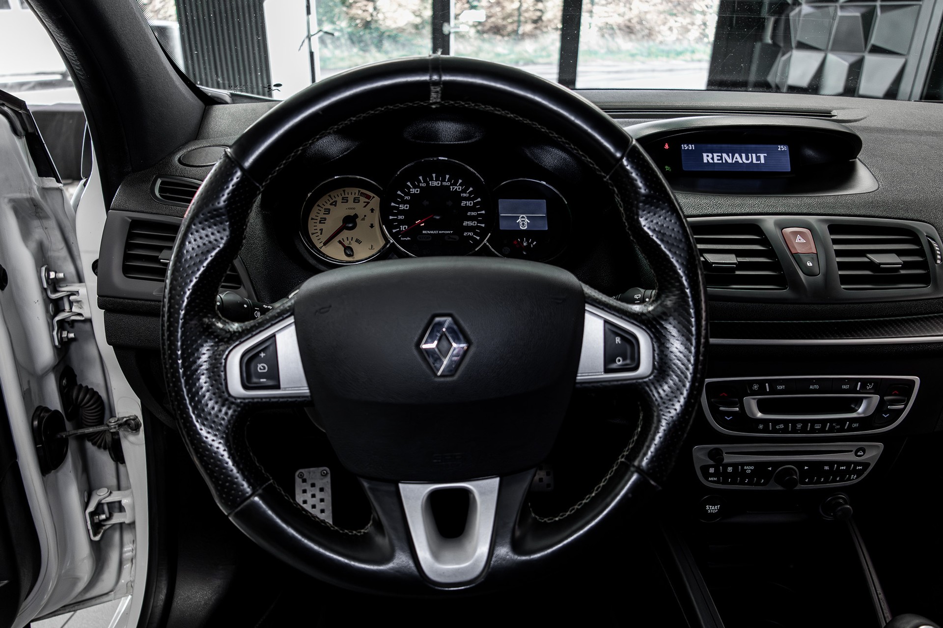 RENAULT Mégane Coupé 2.0 16V Turbo RS - 16