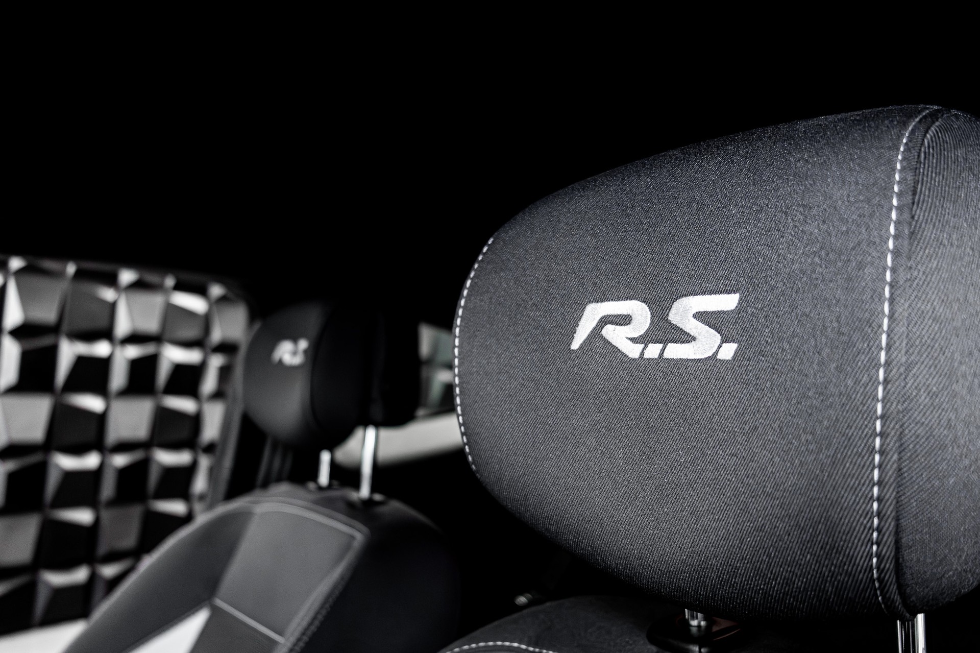 RENAULT Mégane Coupé 2.0 16V Turbo RS - 11