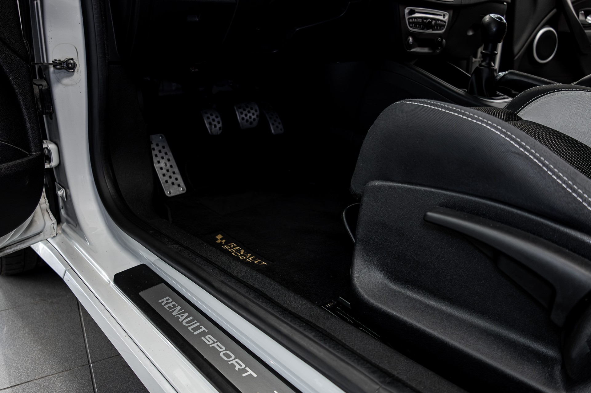 RENAULT Mégane Coupé 2.0 16V Turbo RS - 20