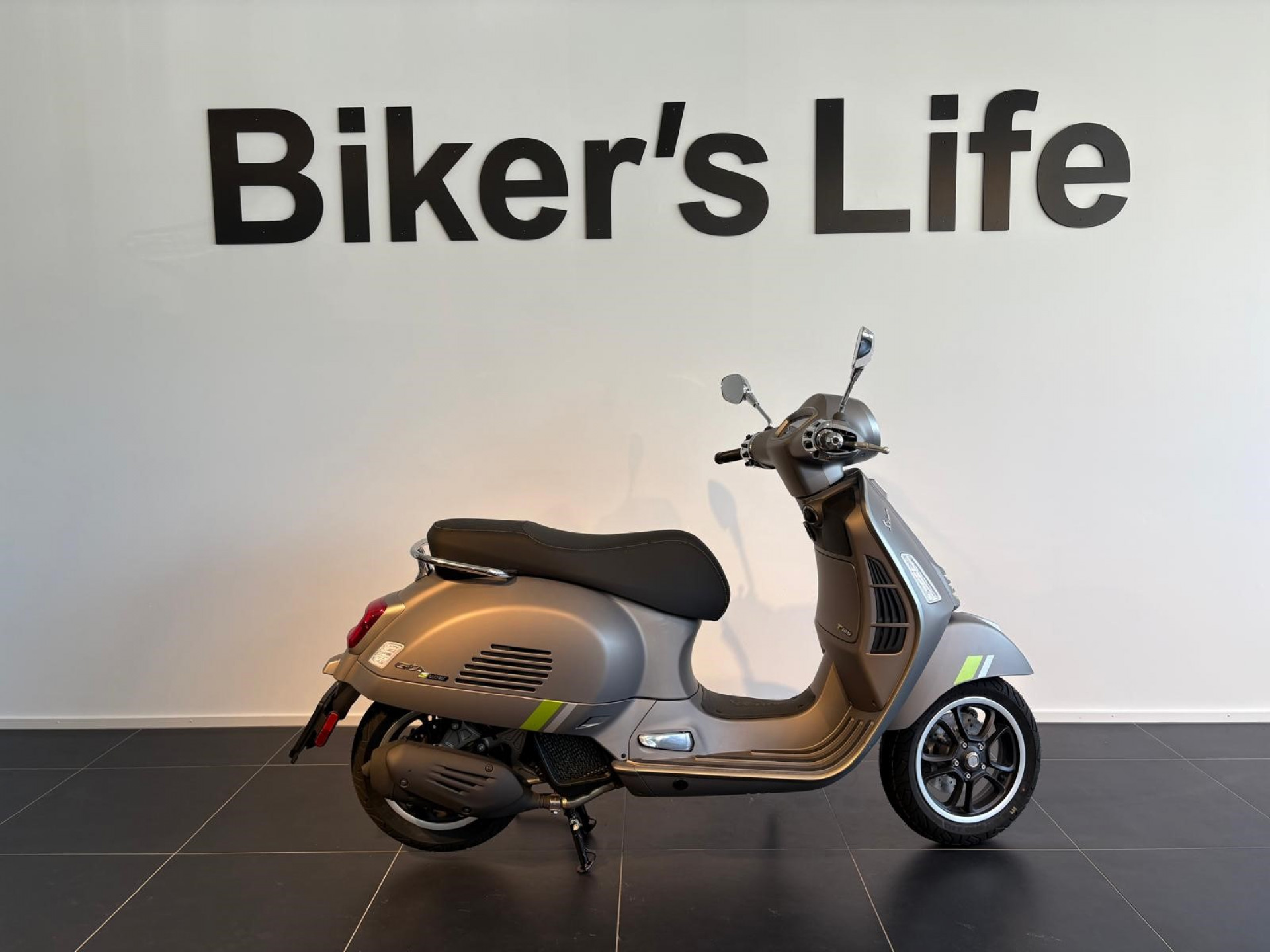 PIAGGIO Vespa GTS 125