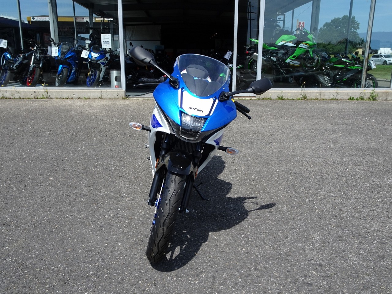 SUZUKI GSX-R 125 - 3