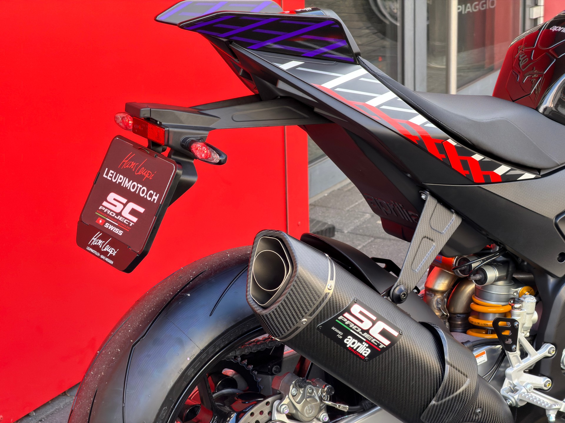 APRILIA Tuono V4 1100 E5+ Factory - 7