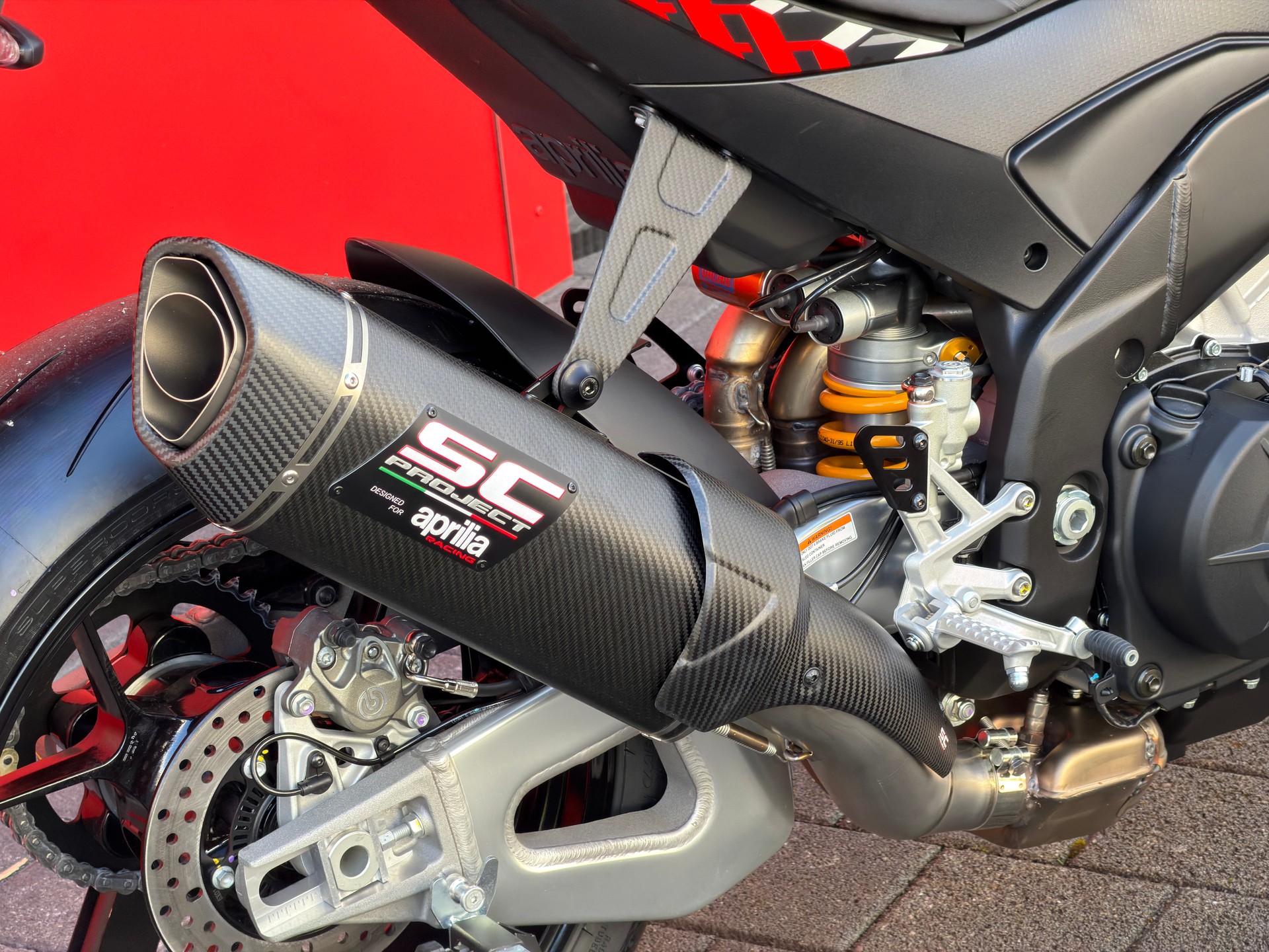 APRILIA Tuono V4 1100 E5+ Factory - 12