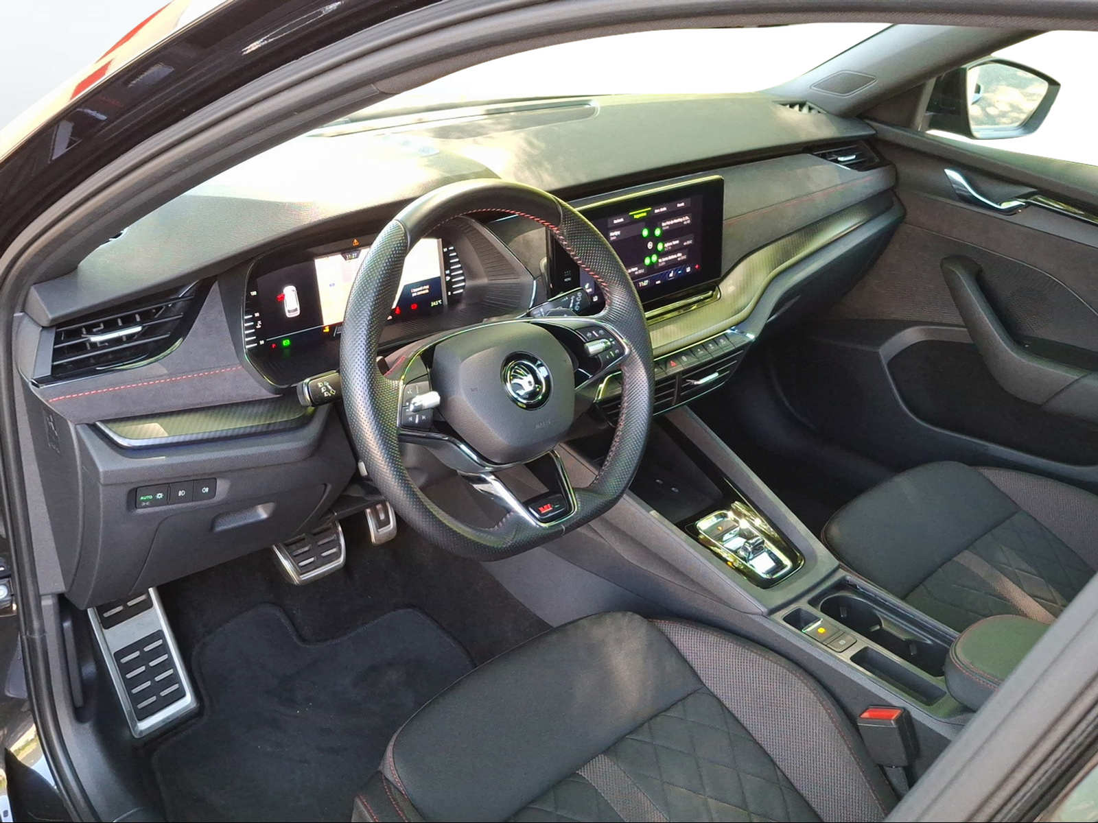 SKODA Octavia Combi 2.0 TDI DSG RS 4x4 - 10