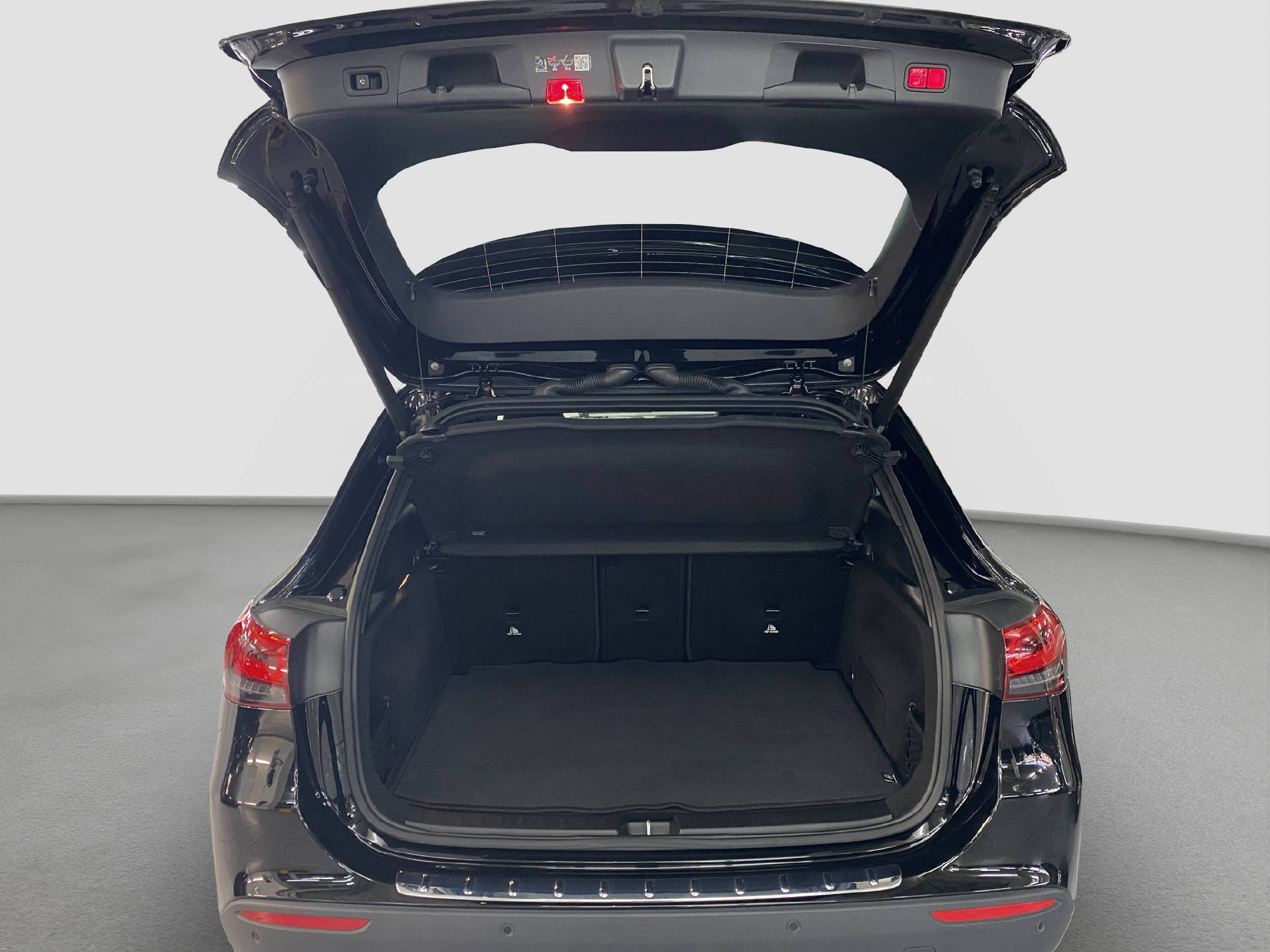 MERCEDES-BENZ GLA 200 Progressive 4MATIC - 14