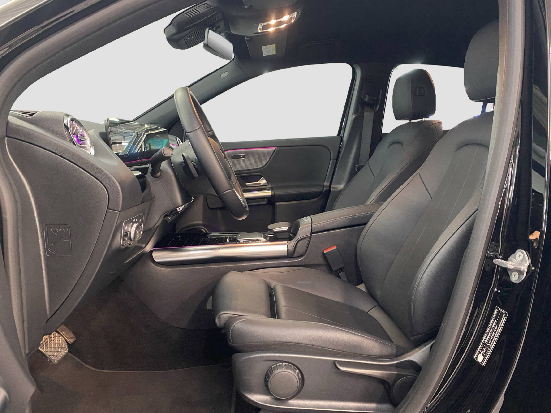 MERCEDES-BENZ GLA 200 Progressive 4MATIC - 7