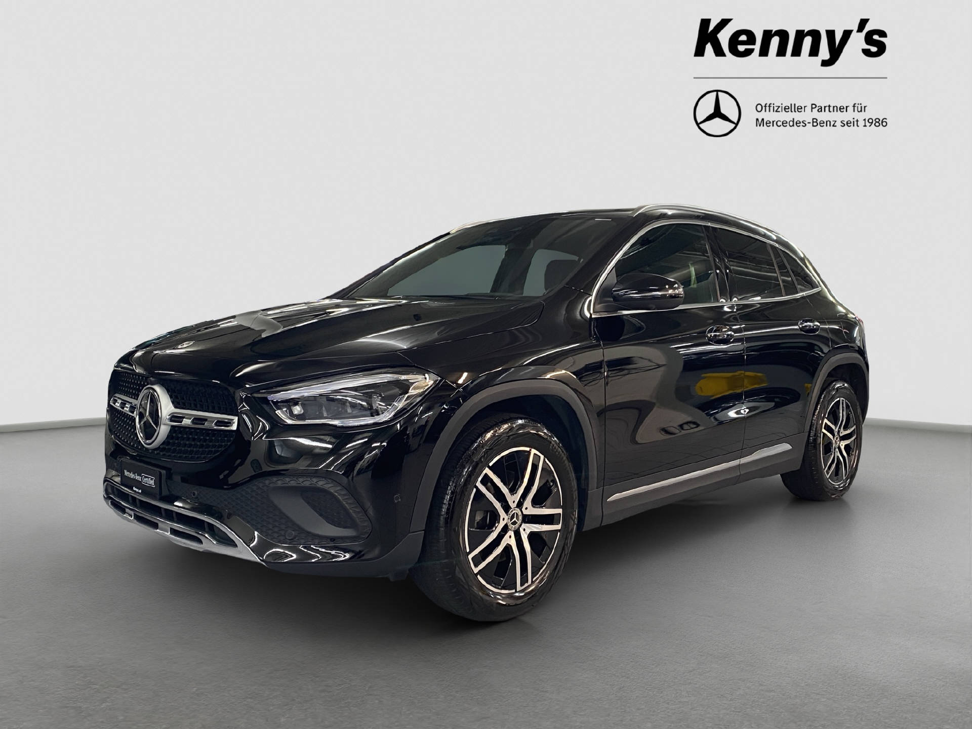 MERCEDES-BENZ GLA 200 Progressive 4MATIC