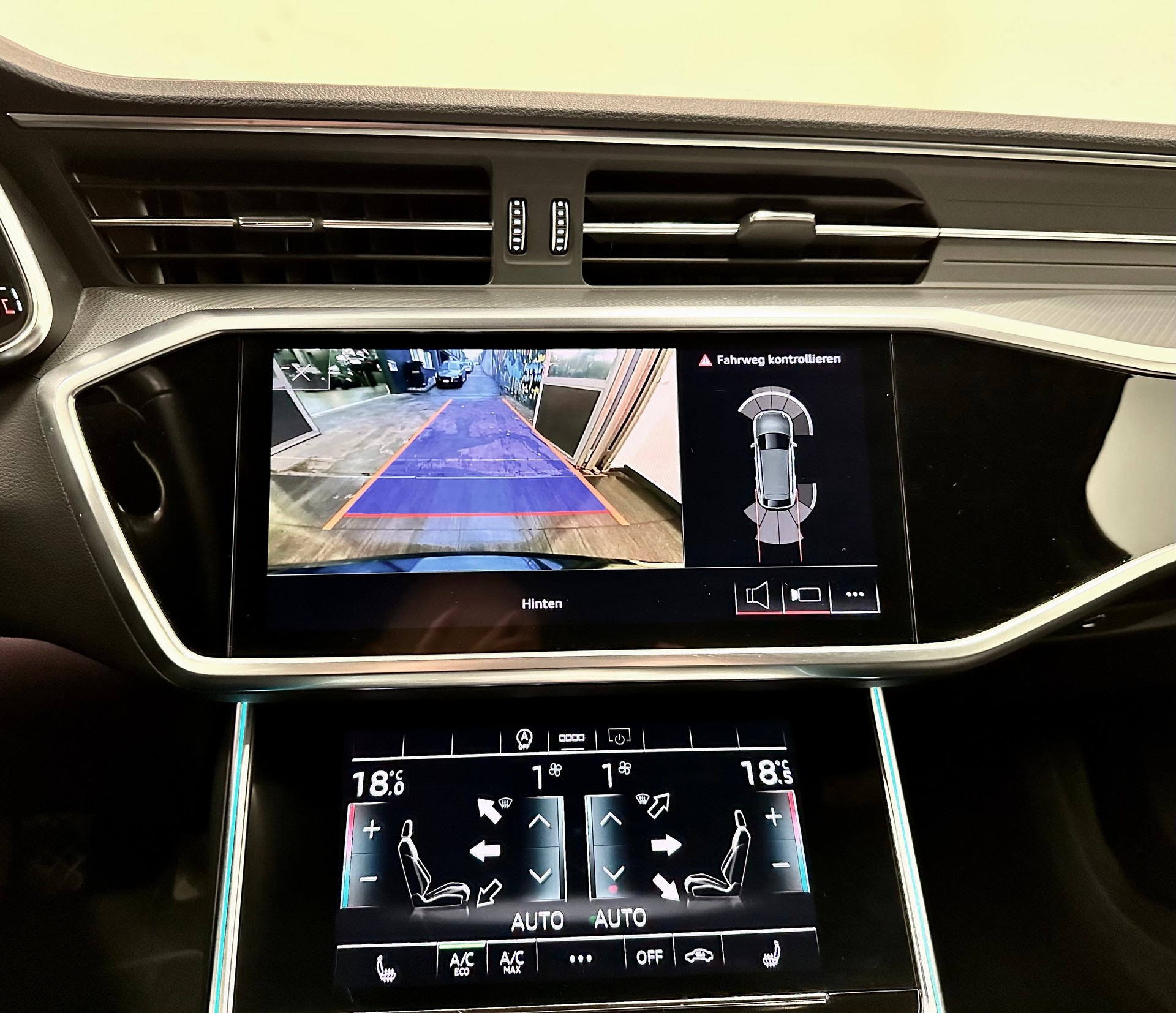 AUDI A6 Avant 45 TFSI Sport S-tronic quattro - 16