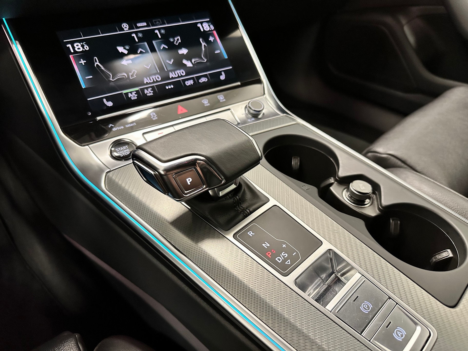 AUDI A6 Avant 45 TFSI Sport S-tronic quattro - 11