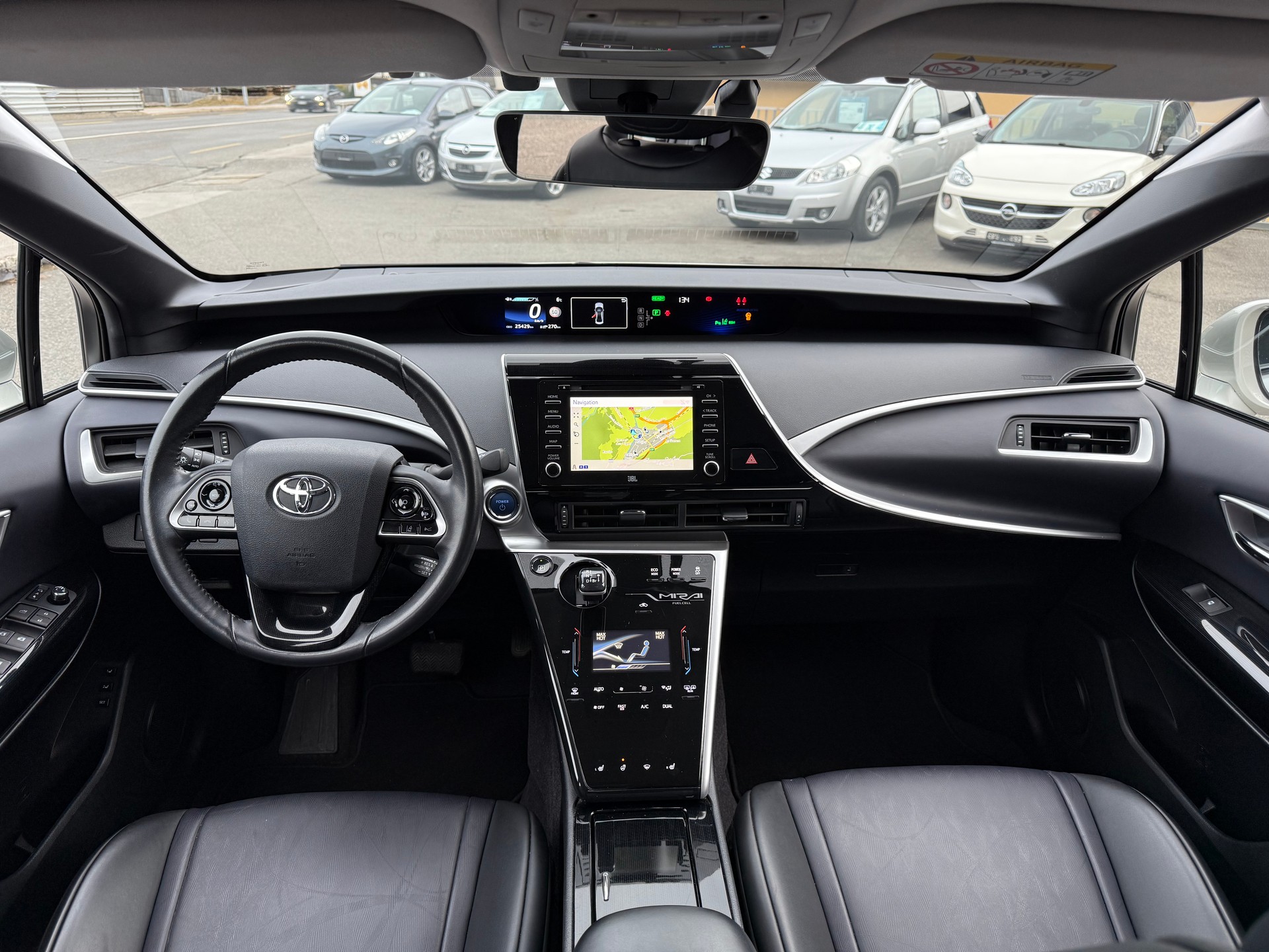 TOYOTA Mirai Fuel cell Premium - 10