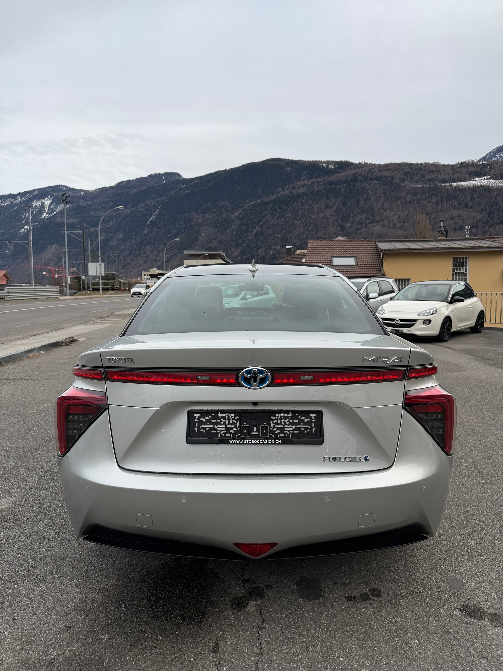 TOYOTA Mirai Fuel cell Premium - 8