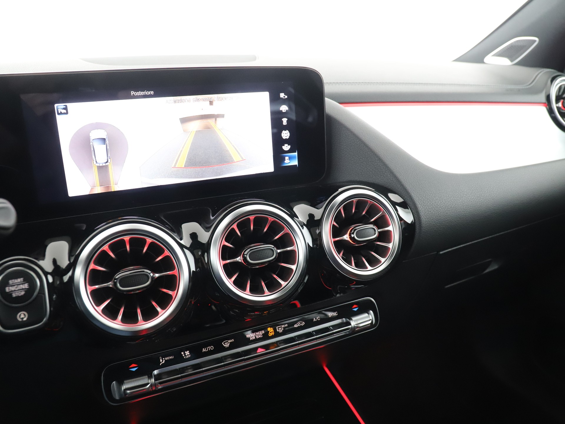 MERCEDES-BENZ GLA 45 S AMG 4Matic+ - 16