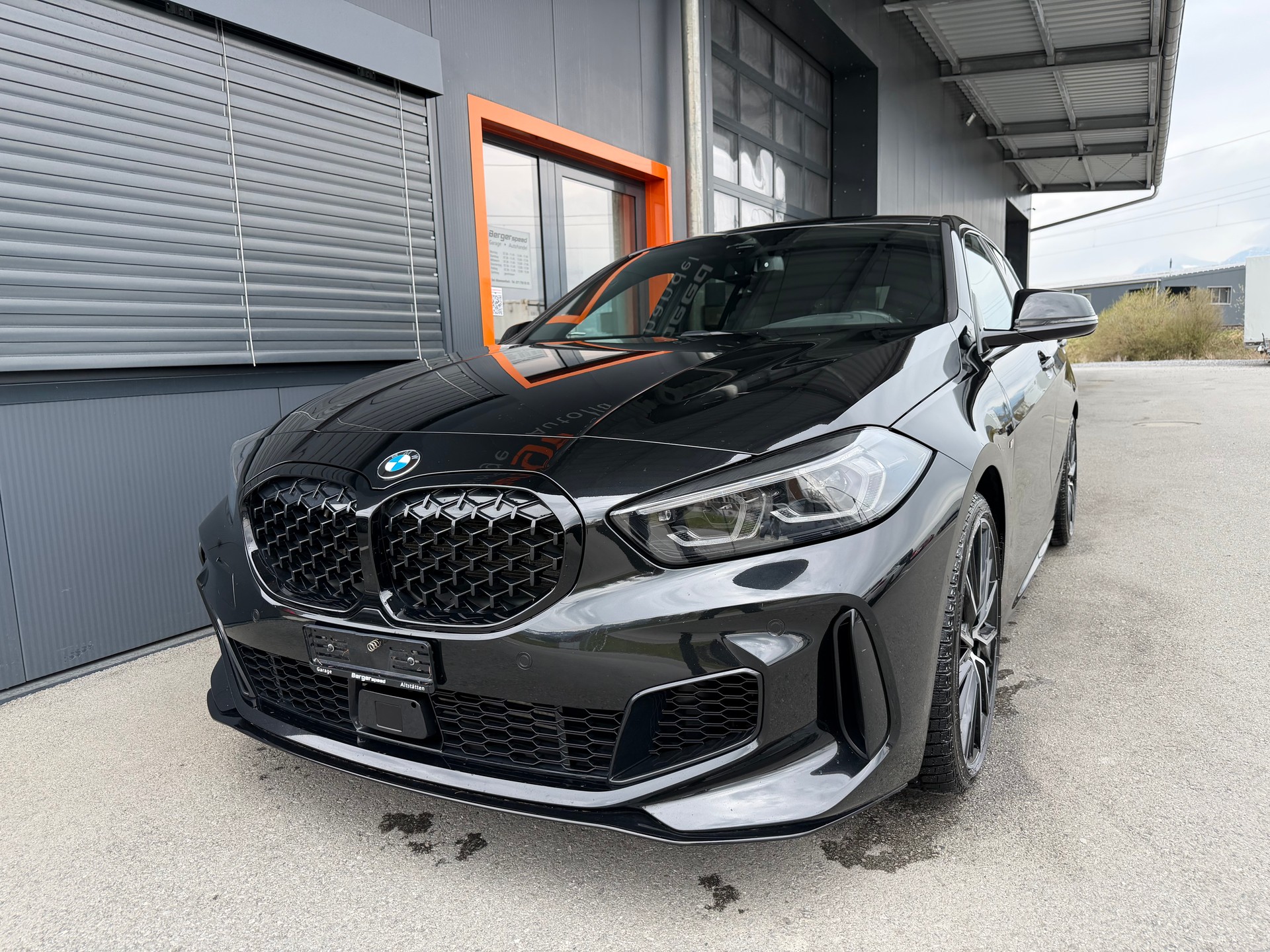 BMW M135i xDrive Steptronic - 2