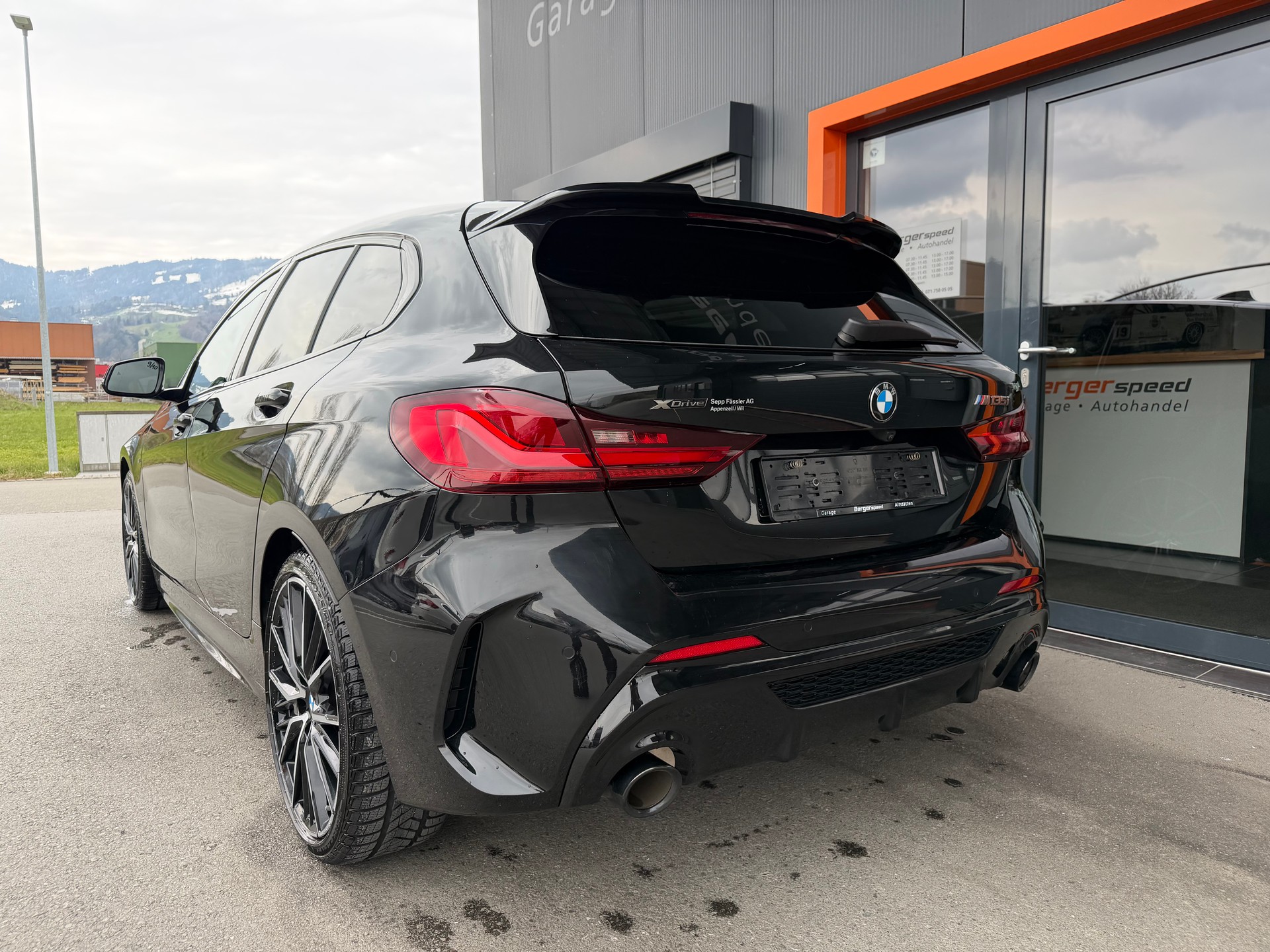BMW M135i xDrive Steptronic - 4