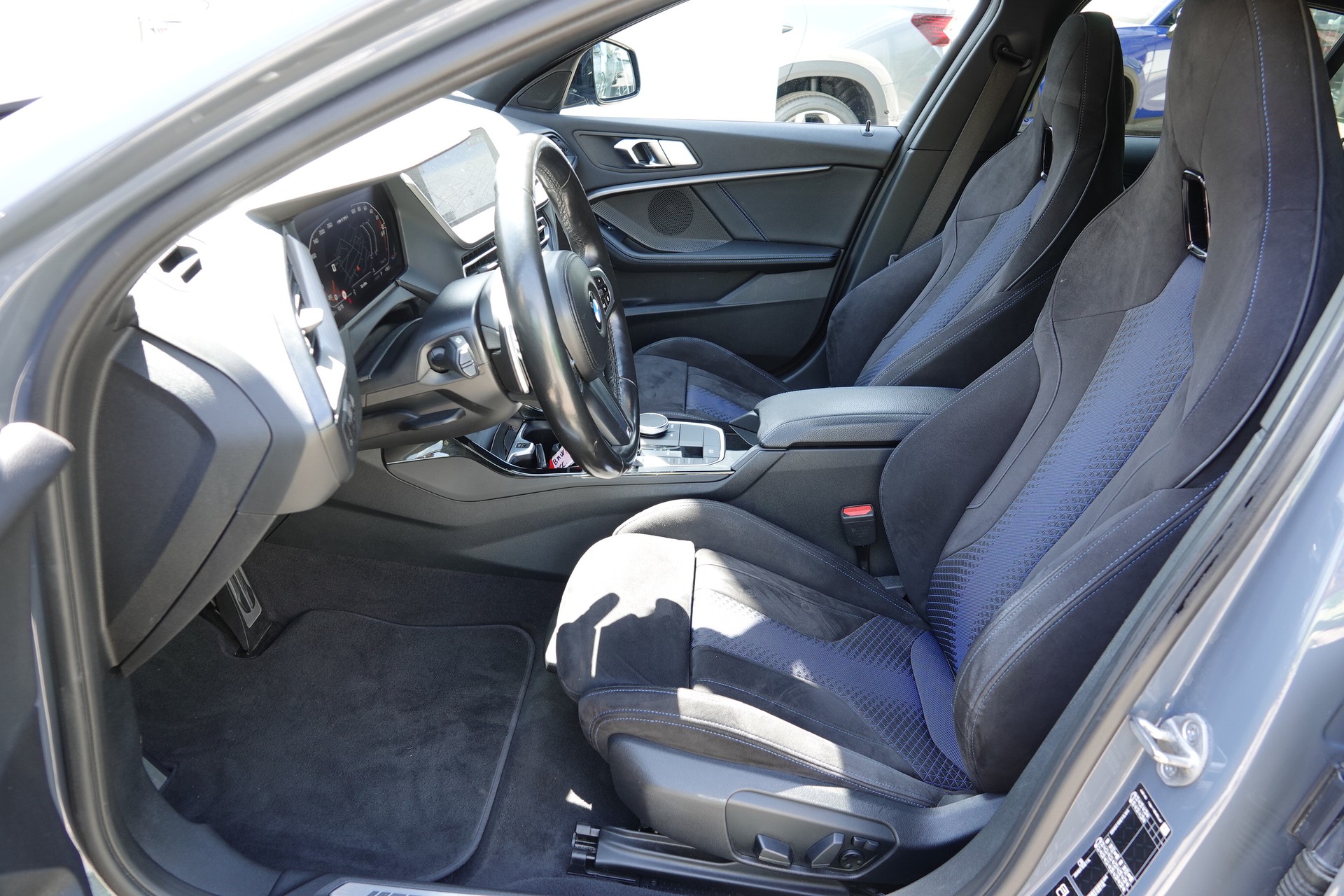 BMW M135i xDrive - 14