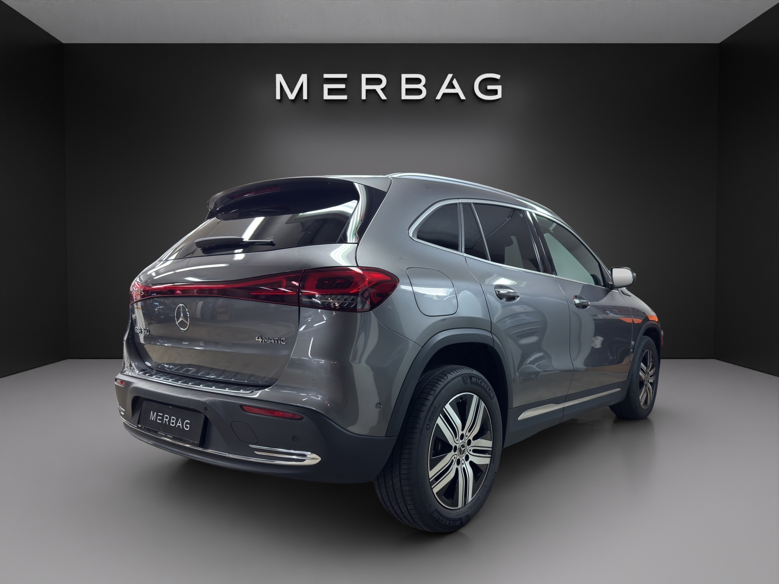 MERCEDES-BENZ EQA 350 4Matic - 5