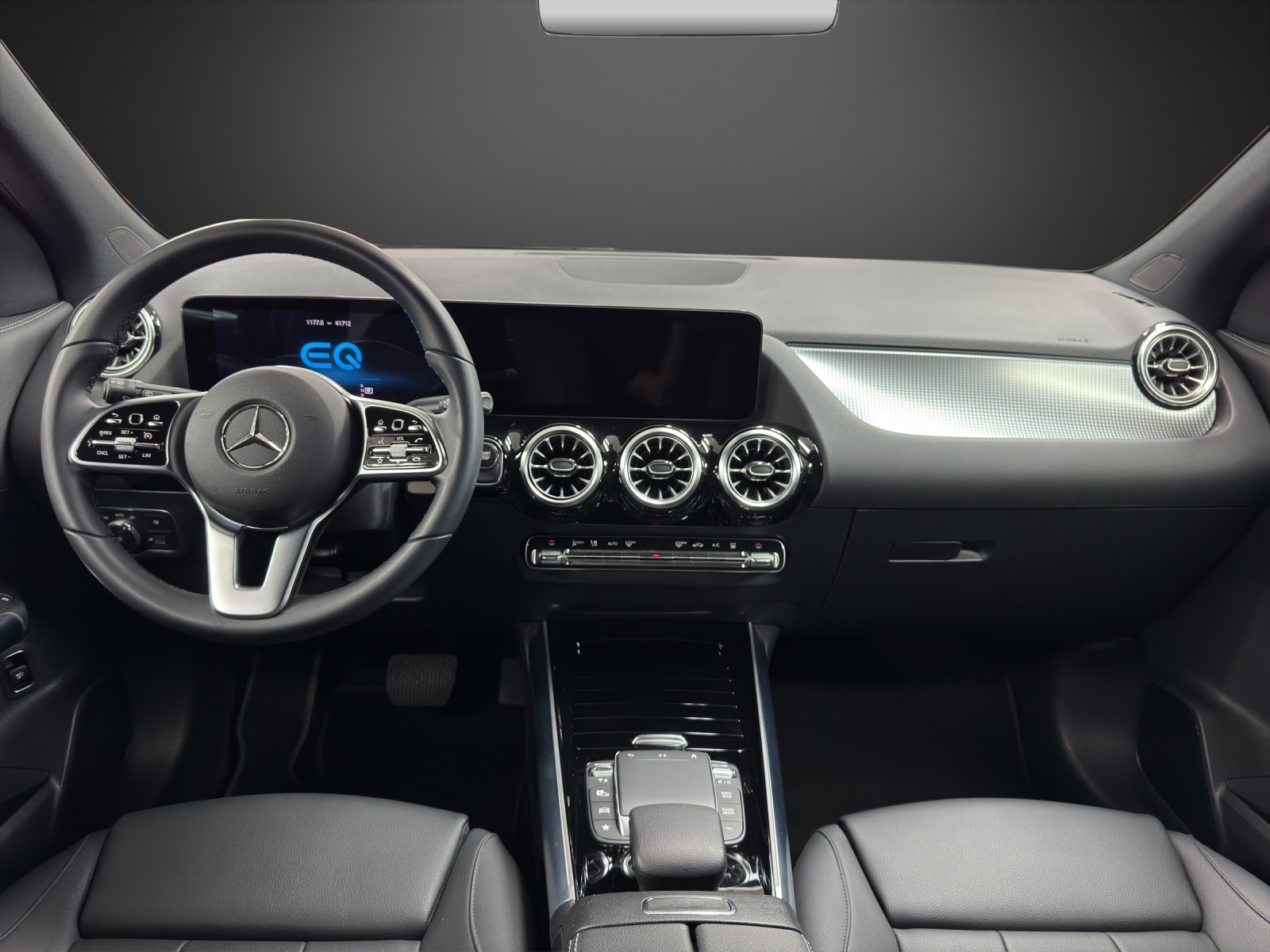 MERCEDES-BENZ EQA 350 4Matic - 10