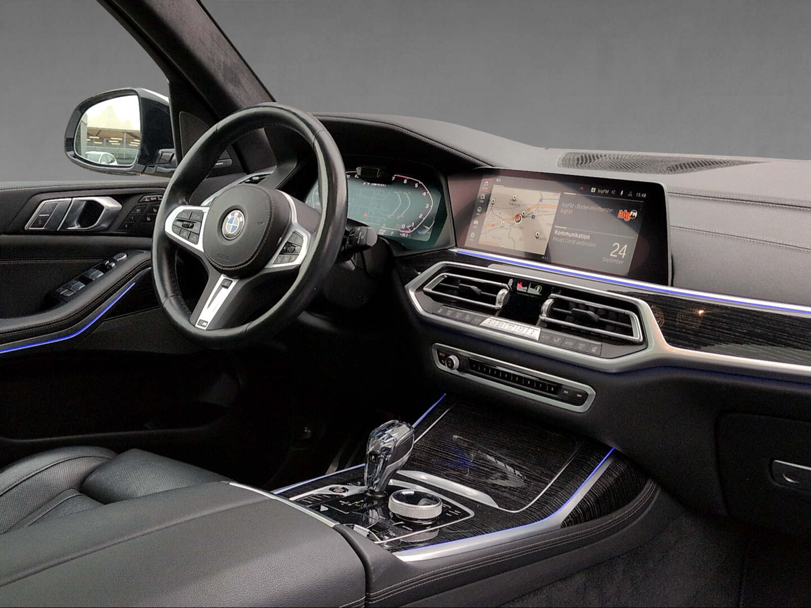 BMW X7 M50i - 10