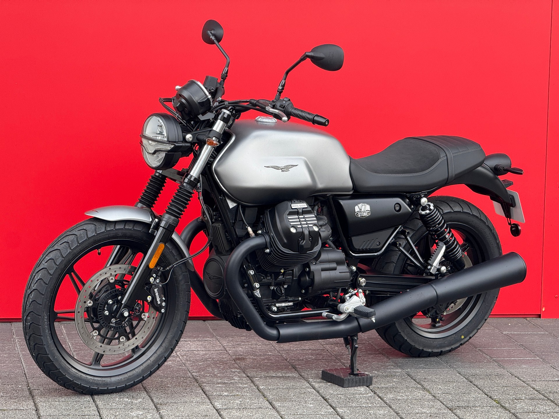 MOTO GUZZI V7 IV 850 Stone - 3