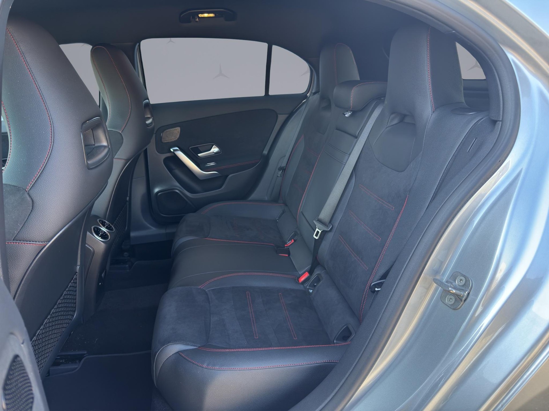 MERCEDES-BENZ A 200 Night Star AMG Line - 10