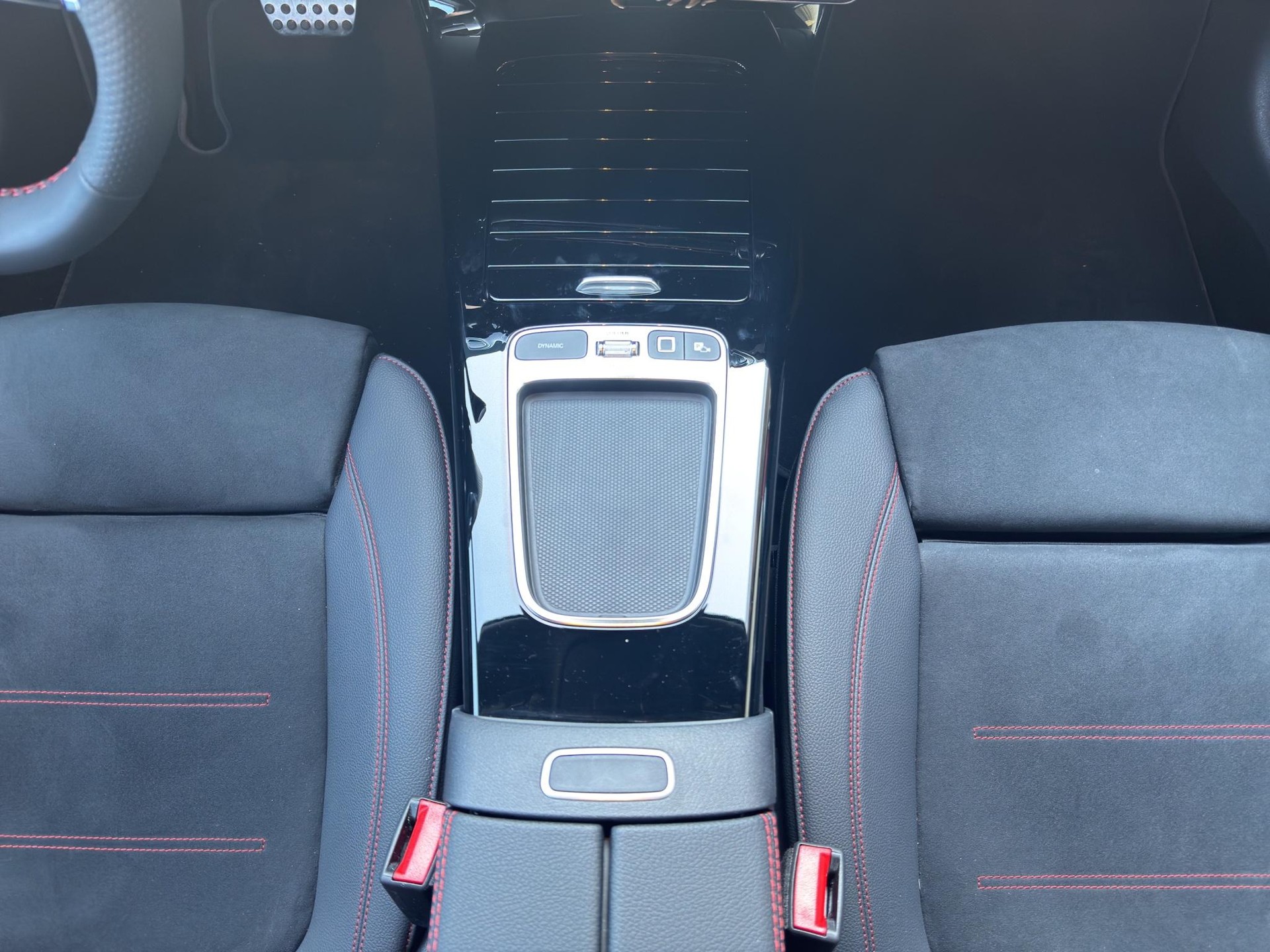 MERCEDES-BENZ A 200 Night Star AMG Line - 12