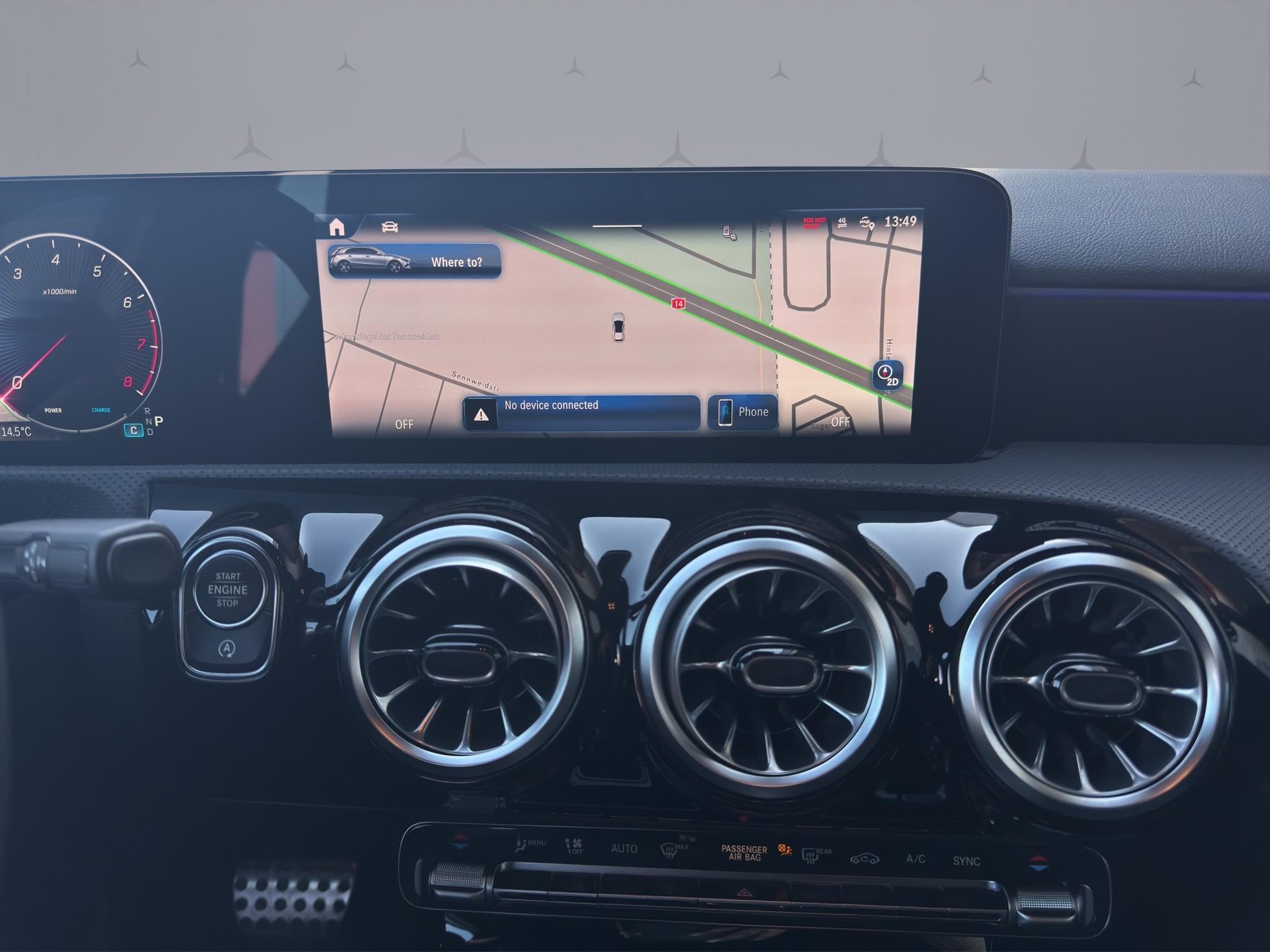 MERCEDES-BENZ A 200 Night Star AMG Line - 13