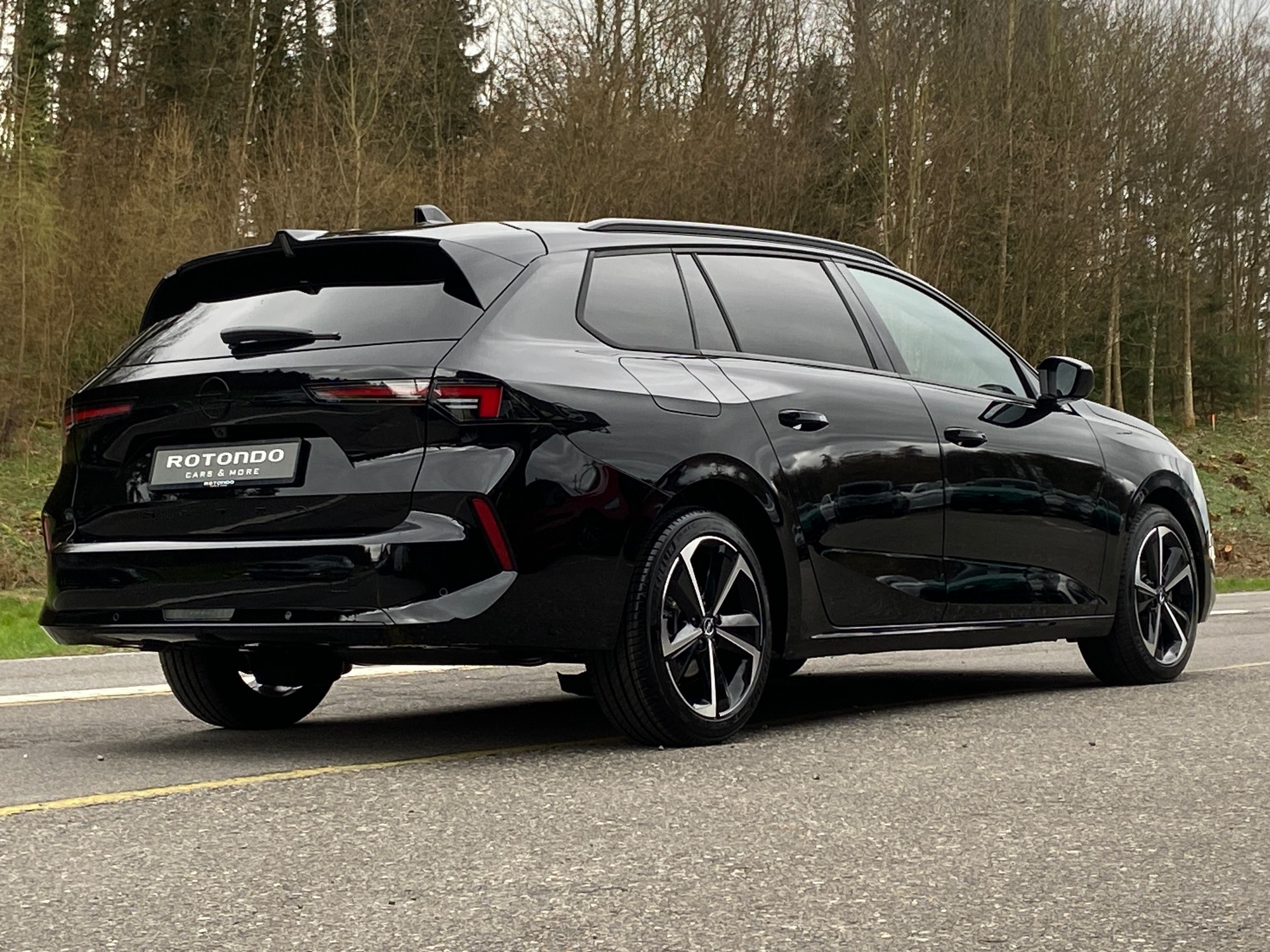 OPEL Astra Sports Tourer 1.2i Turbo GS Automat - 16