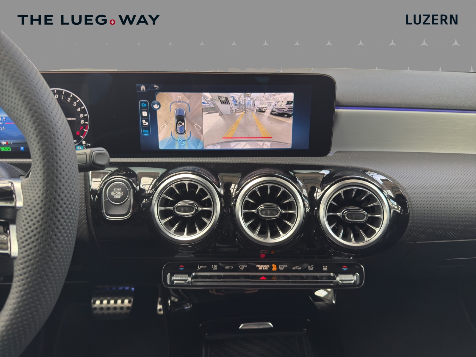 MERCEDES-BENZ A 250 e with EQ - AMG / DISTRONIC / 360 Grad Kamera / Panorama-Dach - 13