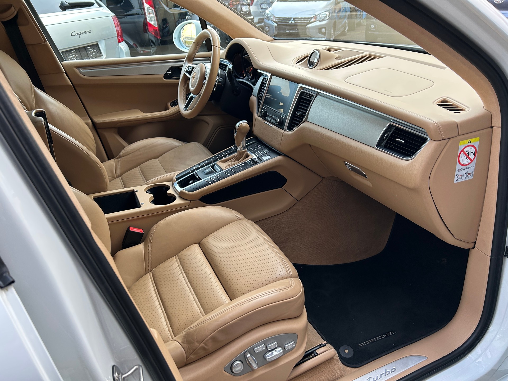PORSCHE Macan 3.6 V6 Turbo PDK " BVA DEFECTUEUX " VENDU DANS L'ETAT Tél 079 611 65 33 - 12