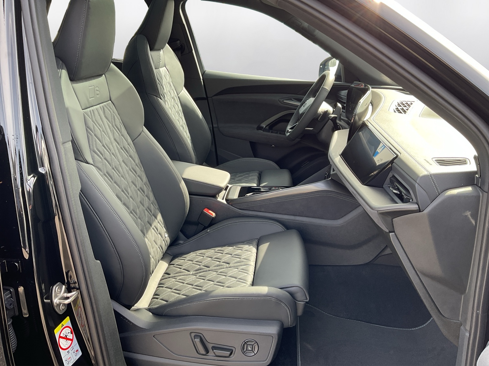 AUDI SQ5 TFSI quattro S-tronic - 14