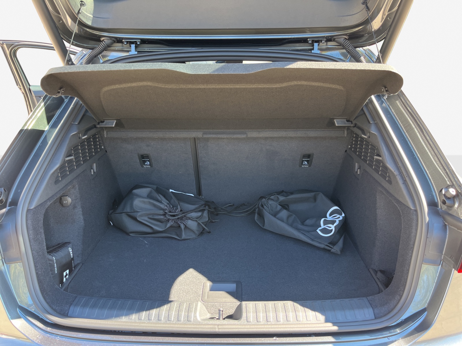 AUDI A3 Sportback TFSI e 200 kW S line Attraction S tronic - 13