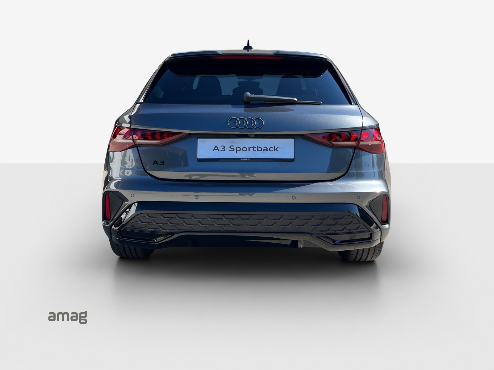 AUDI A3 Sportback TFSI e 200 kW S line Attraction S tronic - 4