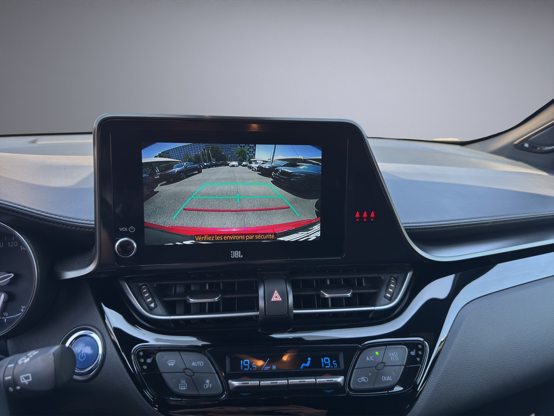 TOYOTA C-HR 1.8 HSD CVT Trend - 14