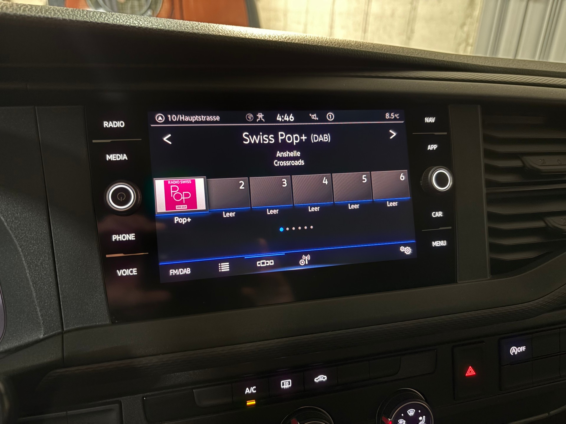 VW T6.1 Caravelle 2.0 TDI Comfortline 4Motion - 15