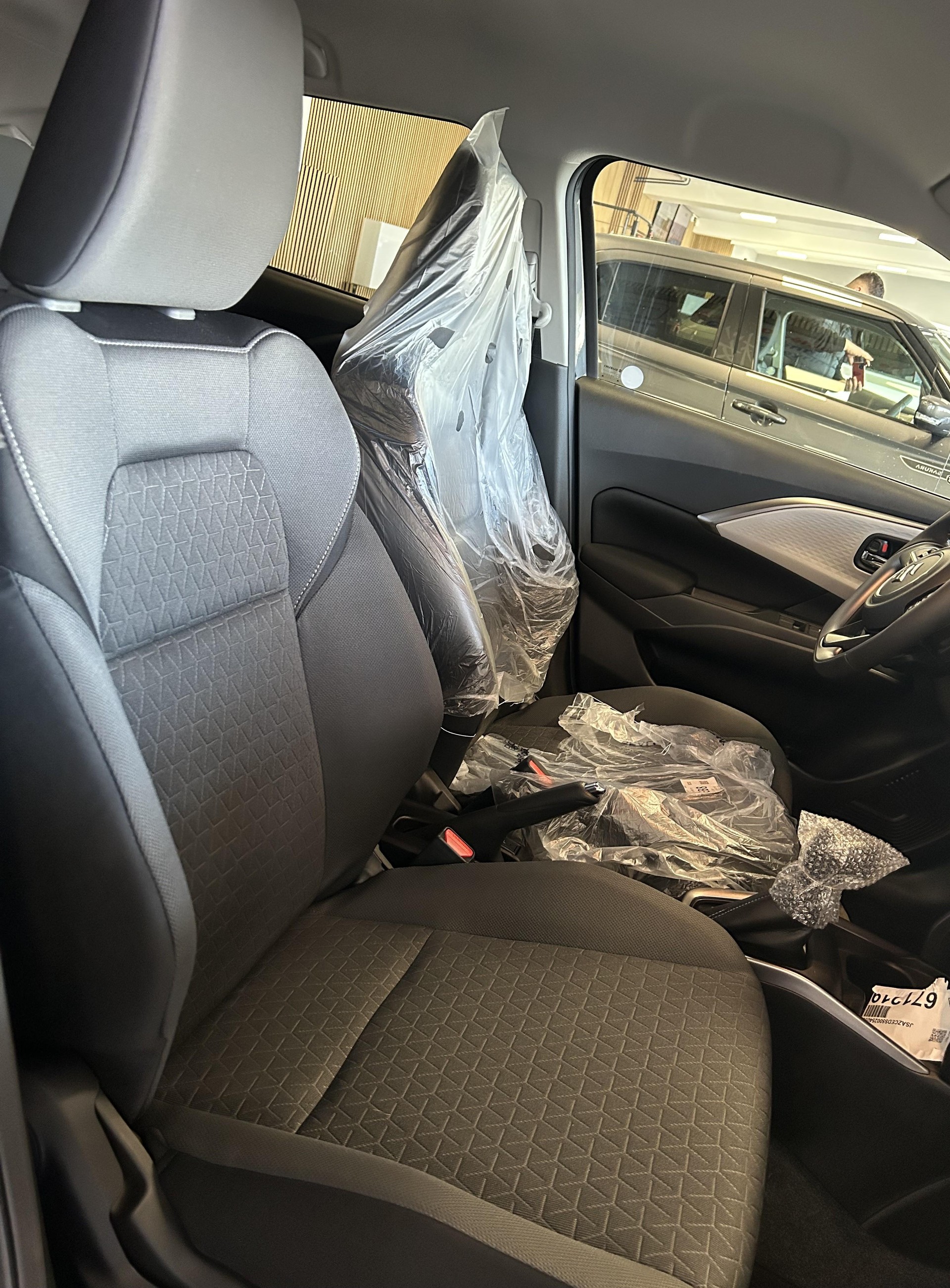 SUZUKI Swift 1.2 Sakura Top Hybrid - 14