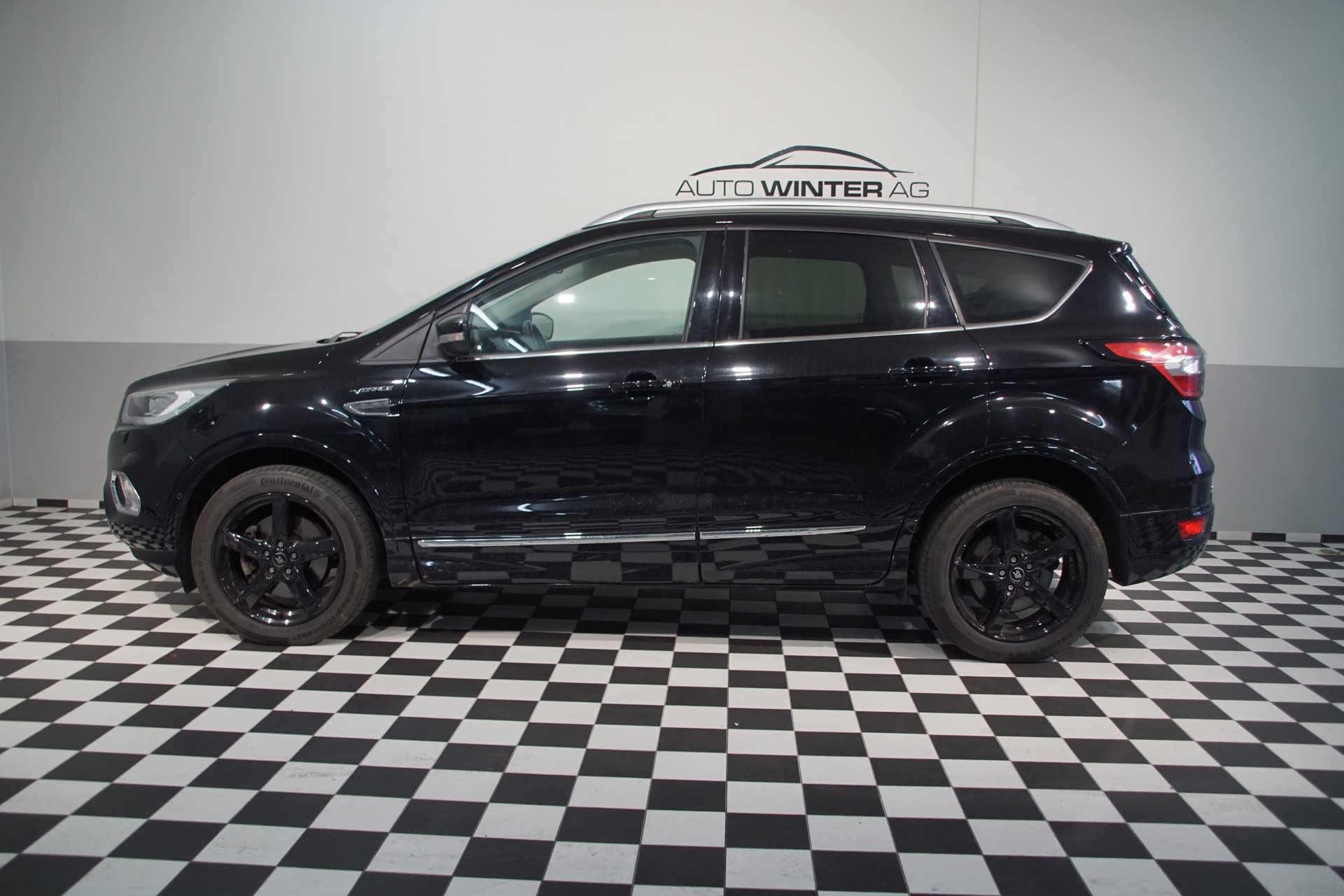 FORD Kuga 2.0 TDCi Vignale 4WD PowerShift - 10