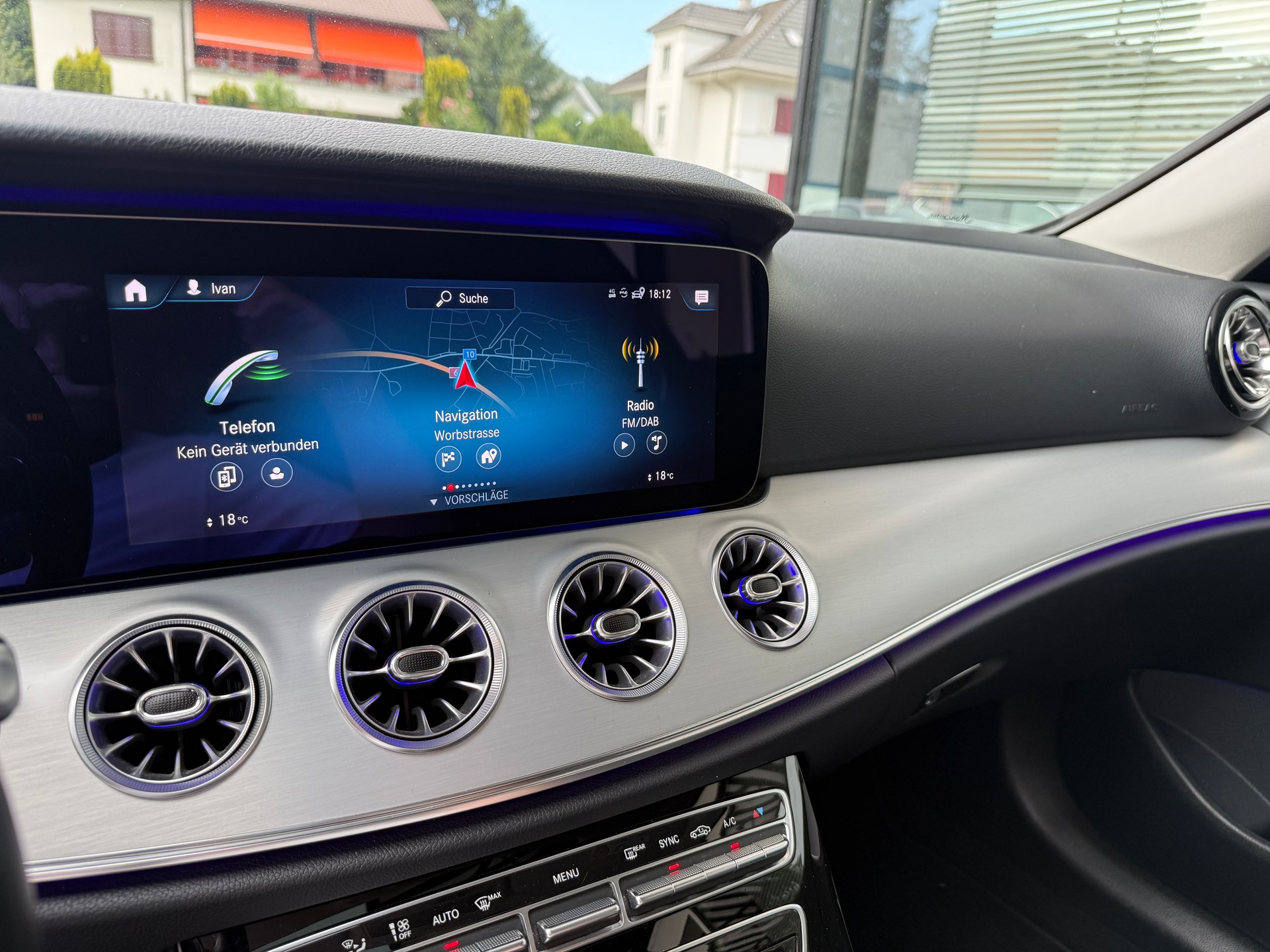 MERCEDES-BENZ E 220 d Coupé Avantgarde 9G-Tronic - 11