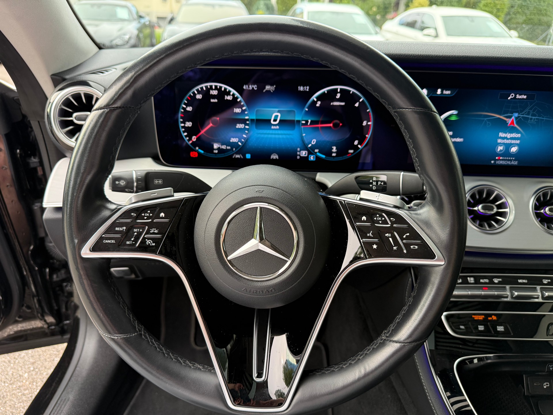 MERCEDES-BENZ E 220 d Coupé Avantgarde 9G-Tronic - 10
